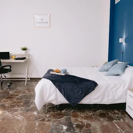 Piso Compartido Delyrent, Reja *