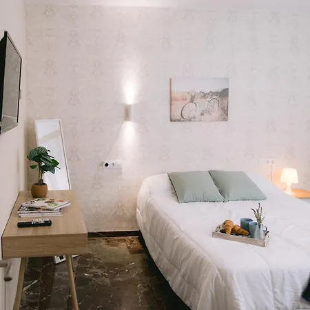 Piso Compartido Delyrent, Reja بيت ضيافة خاين